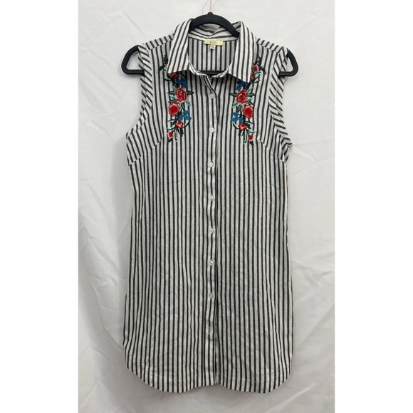 Dresses & Skirts - Kori America Womens S Black Stripe Button-Up Tunic Dress Floral Embroidered‎